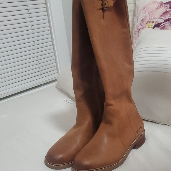 Brown Leather Knee-High Boots - Picture 4 of 8